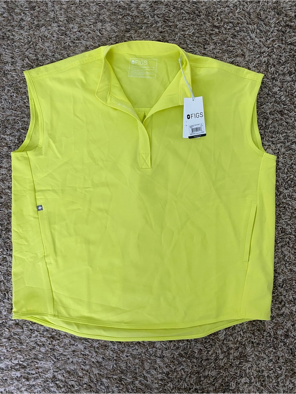 FIGS lime medium Rafaela NWT